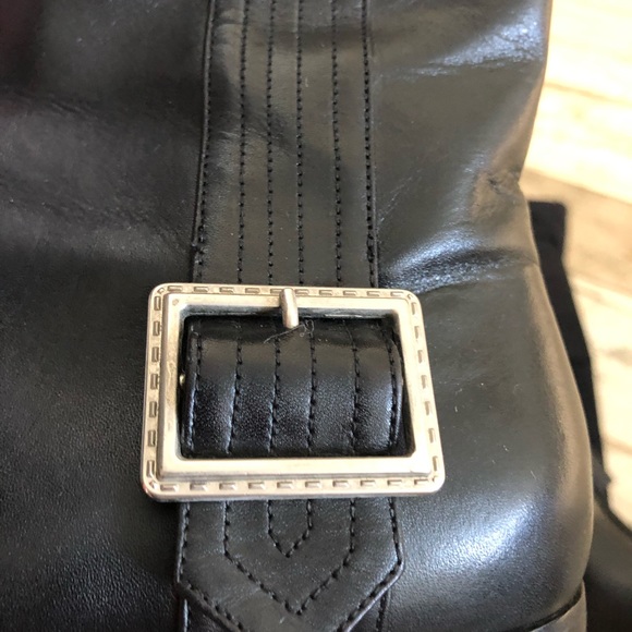 Burberry soft leather boots with silver hardware - Picture 3 of 7